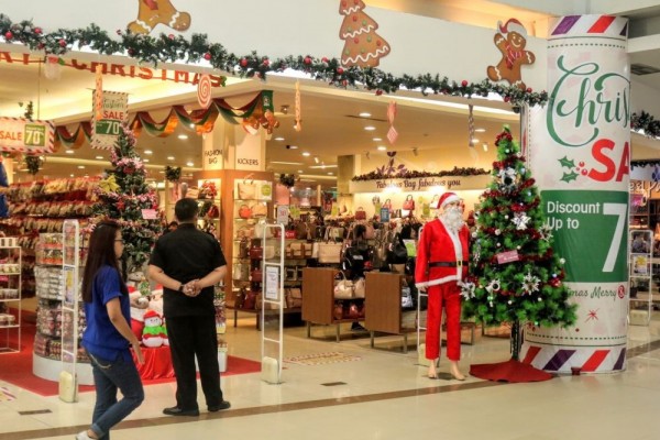 Aktivis Muslim Keberatan dengan Imbauan Tidak Pakai Atribut Natal di Mal di Malang