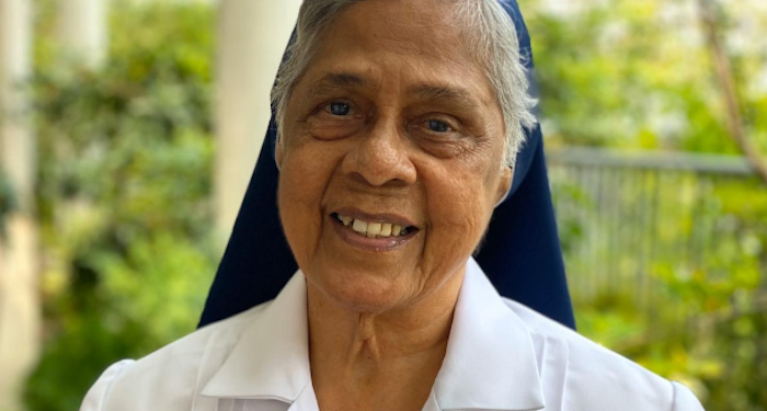 Suster 81 Tahun di Singapura Masuk Daftar “100 Perempuan Inspiratif”