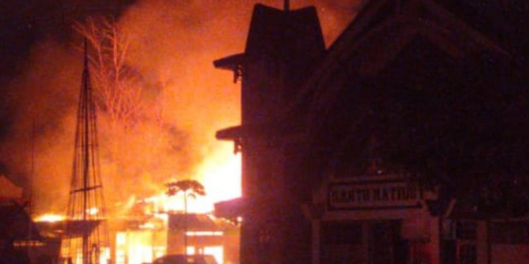 Pastoran Paroki St. Matius di Kalimantan Tengah Terbakar, Seorang Umat Tewas