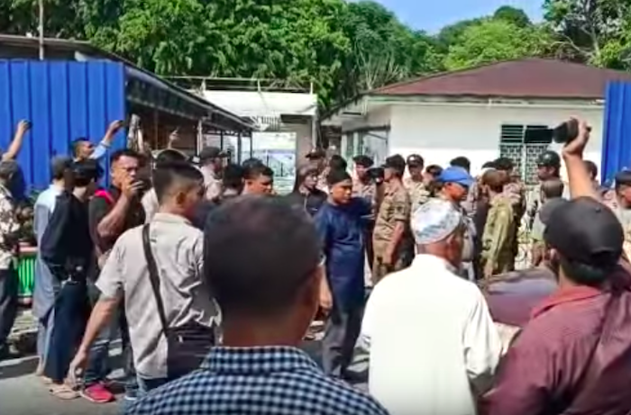 Gereja di Karimun Kembali Didemo, Pastor Paroki Terpaksa Diamankan di Polres