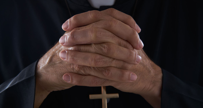 Keuskupan Surabaya Umumkan Pemberhentian Romo Stefanus Sondak