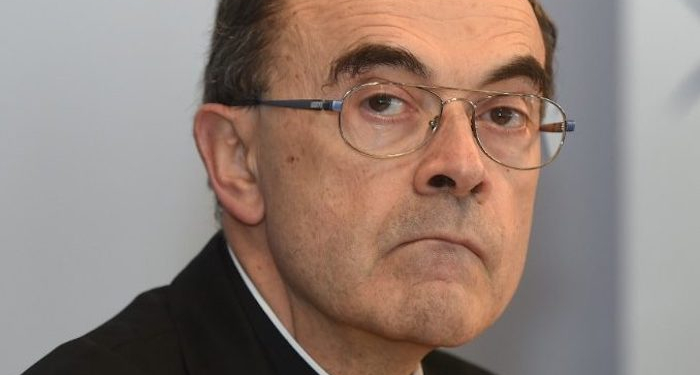 Paus Fransiskus Terima Pengunduran Diri Kardinal Philippe Barbarin