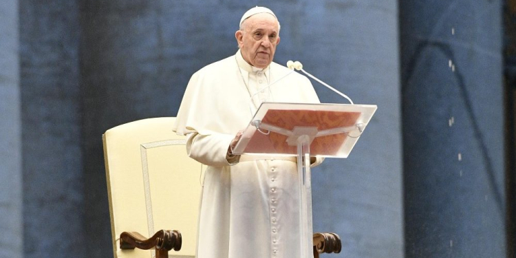 Berkat Khusus ‘Urbi et Orbi,’ Paus Fransiskus:  ‘Virus Corona Menyatukan Kita Sebagai Saudarai dan Saudari’