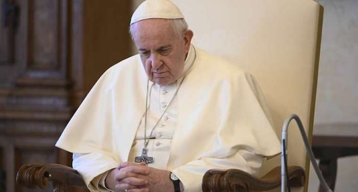 Paus Fransiskus: Renungkan Sengsara Kristus di Tengah Krisis Covid-19