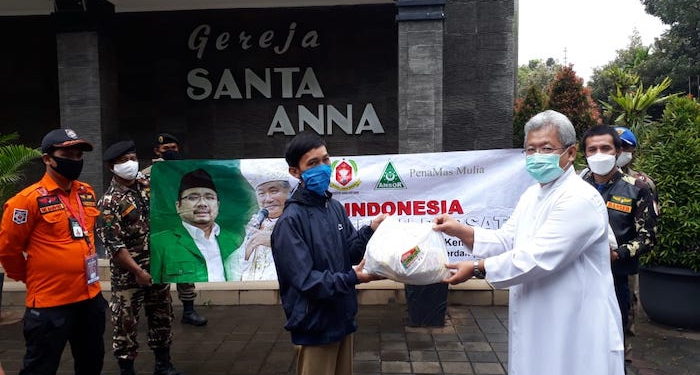 Kerja Sama dengan Organisasi Lintas Iman, Paroki di Jakarta Salurkan Bantuan untuk Warga Terdampak Covid-19