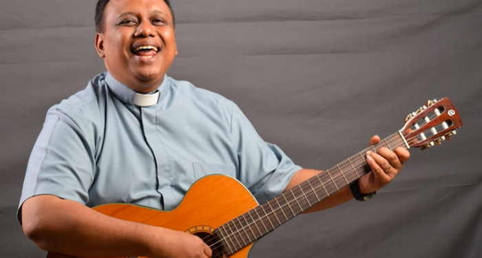 Cipta 19 Lagu, Cara Produktif Romo Aloysius Susilo Wijoyo, Pr di Tengah Pandemi