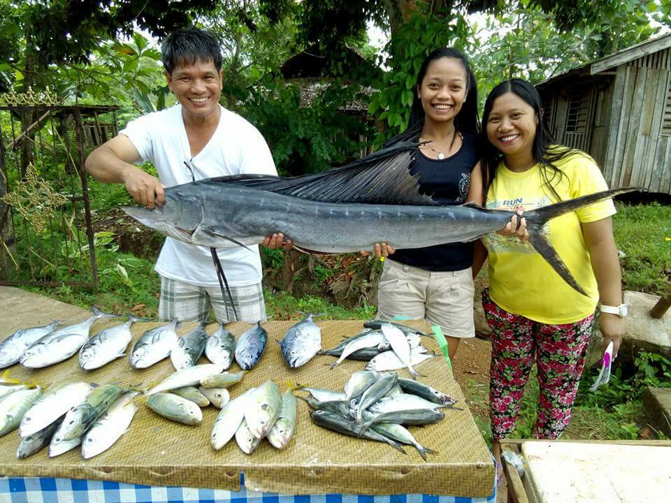 Pastor di Filipina Jual Ikan untuk Bantu Warga yang Terdampak Covid-19