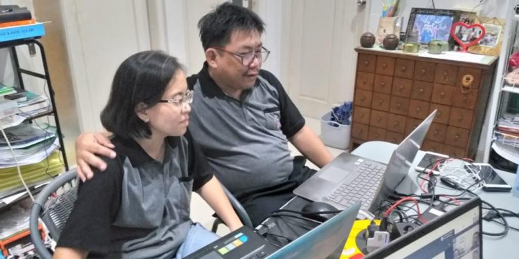 Tanggapi Kecemasan dan Harapan Pasangan Muda, Komisi Keluarga Kevikepan Surakarta Gelar KPP Online