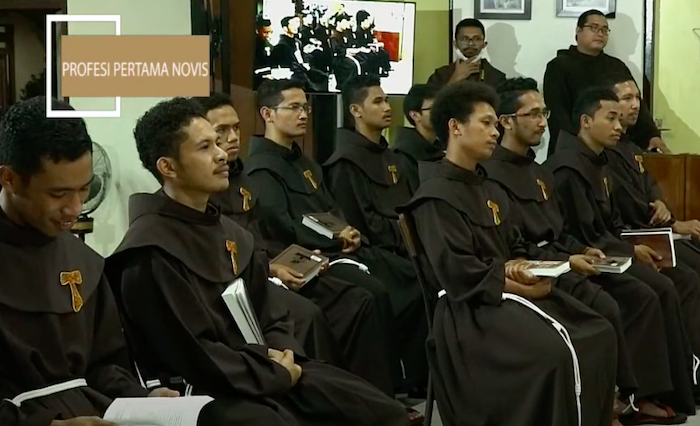 16 Frater OFM Ikrar Kaul Perdana