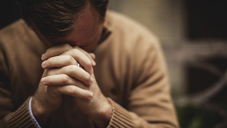 Sentuhan Tuhan dalam Misa Online