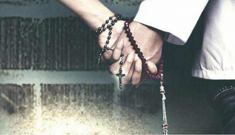 Pengasuh Pondok Pesantren Salafiah Al Qodir Kunjung ke Gereja Katolik St. Aloysius Gonzaga Mlati