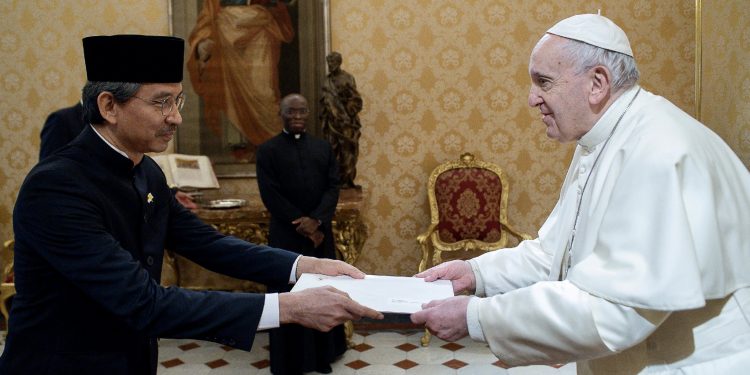 Terima Dubes RI, Paus Fransiskus Janji Kunjungi Indonesia