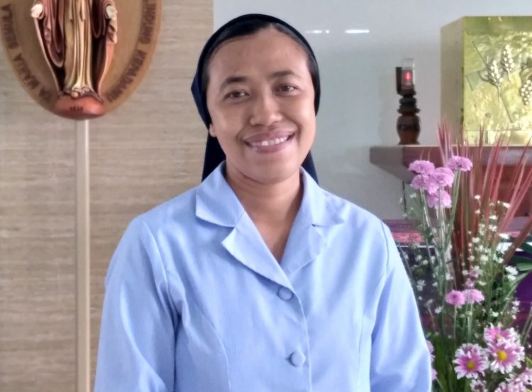 Suster Kristiana Nahkodai Serikat Putri Kasih dari Santo Vinsensius a Paulo Indonesia