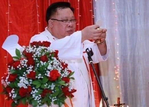 Umat Katolik di Manado Ratapi Meninggalnya Pastor Melky Yohanes Toreh MSC