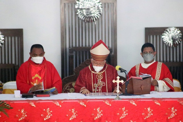 Uskup Mandagi: Kalau Anda Tidak Mau Divaksin, Anda Berdosa