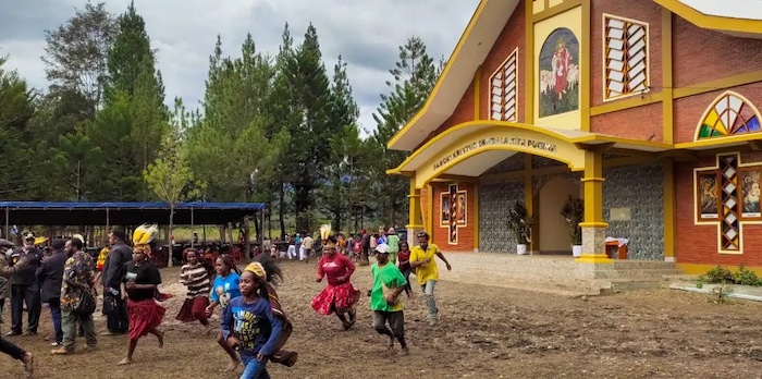 Paroki Kristus Gembala Kita Pugima Resmikan Gedung Gereja Baru