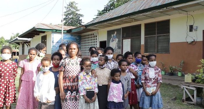 Suster-suster di Papua Butuh Bus Sekolah Bagi Anak-anak Panti Asuhan. Mari Bantu Mereka!