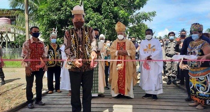 Bupati Mahulu Resmikan Gereja Santo Stefanus Samarinda