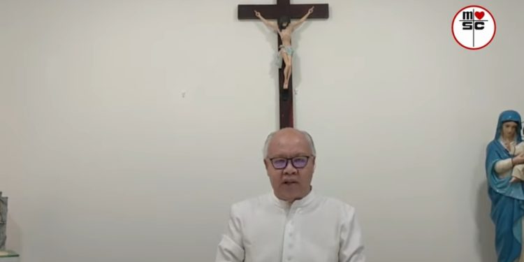Pastor Johanis MSC Ajak Keluarga Kristiani Teladani Keluarga Kudus Nazaret