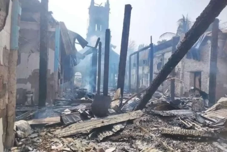 Junta Militer Bakar Gereja Katolik dan Biara Suster di Myanmar, Sebuah Kapela Adorasi  Luput