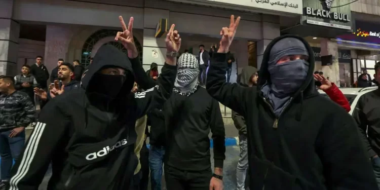 Serangan Pria Bersenjata di Rumah Ibadah Yahudi: Tujuh Warga Sipil Meregang Nyawa