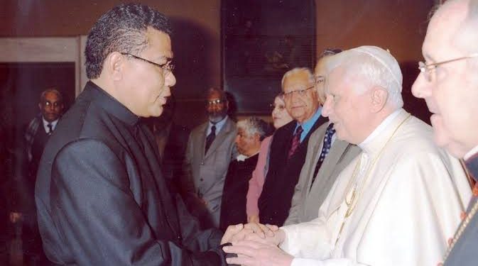 Sweet Memory: Mangga Arumanis dari Indonesia untuk Paus Benediktus XVI di Vatikan-Roma