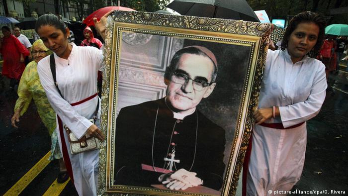 Empat Uskup Era Modern yang Meninggal Dibunuh; Pertama Ditembak saat Sedang Memimpin Misa