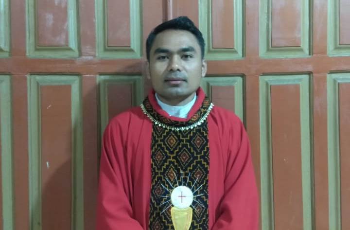 Renungan HR Minggu Palma: Menjadi ‘Keledai’ Tunggangan Yesus