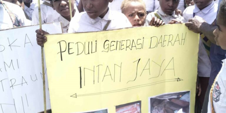 Pastor Desak “Selamatkan” Pendidikan Anak Papua dari Bahaya Pertikaian TPNPB-OPM dan TNI-POLRI