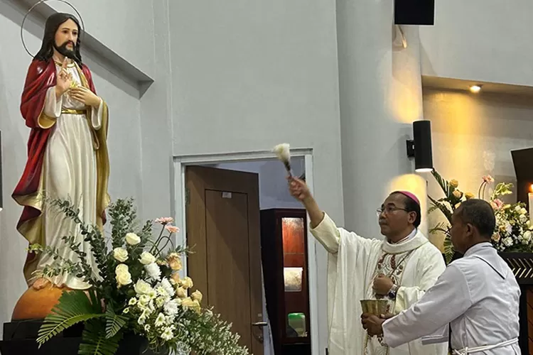 Uskup Semarang Resmikan Gereja Kampus Unversitas Gajah Mada; Penantian Selama 40 Tahun Terwujud