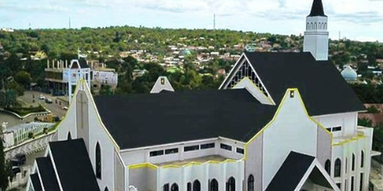 Uskup Agung Kupang dari Masa ke Masa: Siapa yang Terlama?