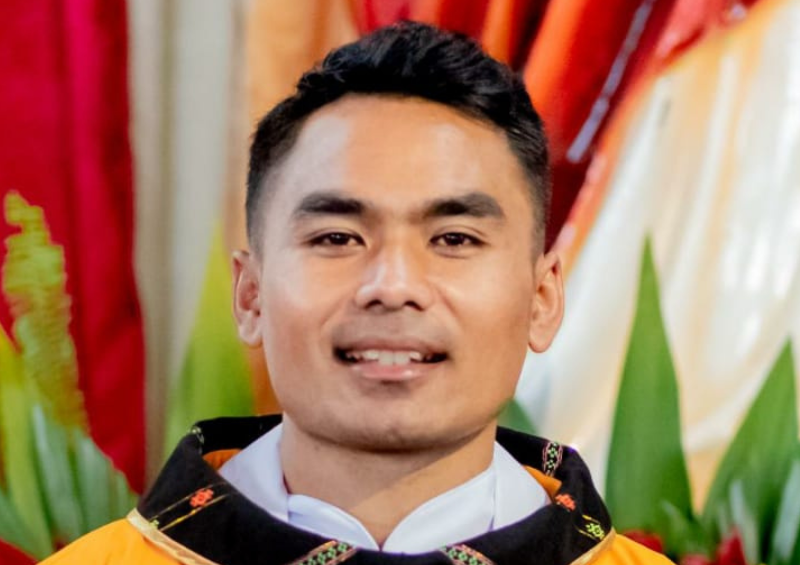 Paskah: Undangan Bangkit dan Menjadi Pembawa Terang