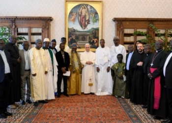 Paus: Jangan Memperalat Tuhan untuk Keuntungan Militer, Ekonomi, atau Politik