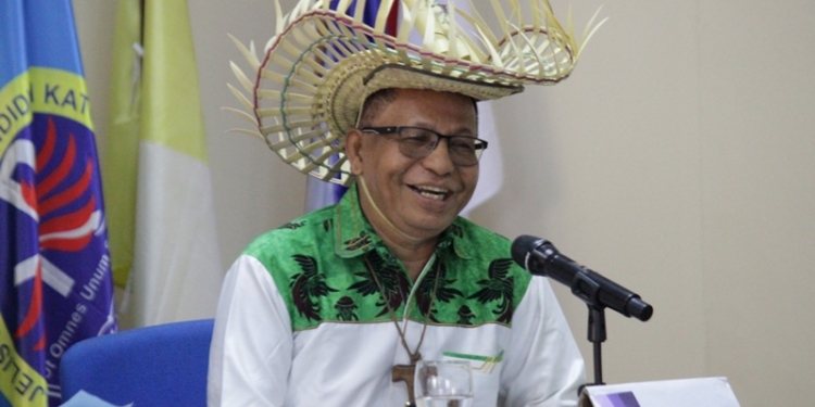 Pesta Babi dan Suara Profetis Bapa Uskup